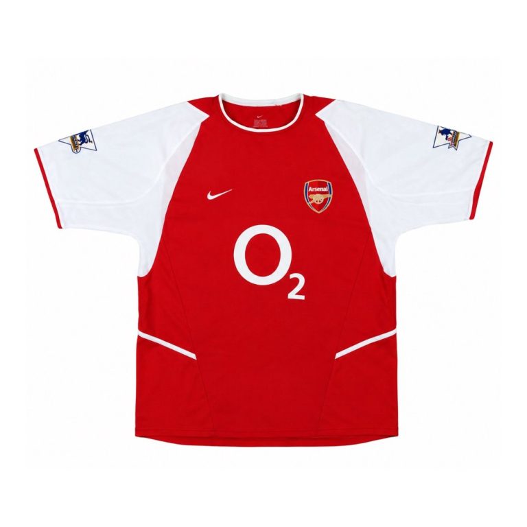Maillot rétro Arsenal domicile 2002-2004, vue de face