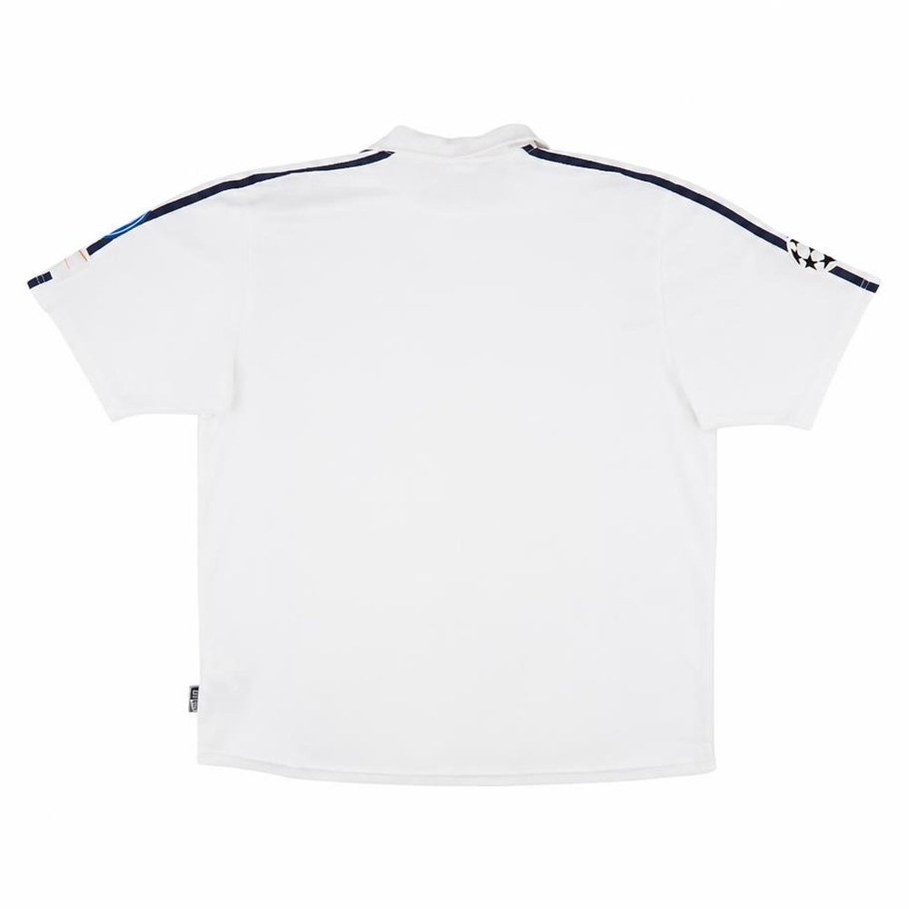 Maillot rétro Real Madrid domicile 2001-2002, vue de dos